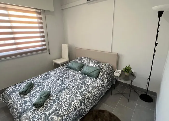 Хостел Tower Court Ларнака